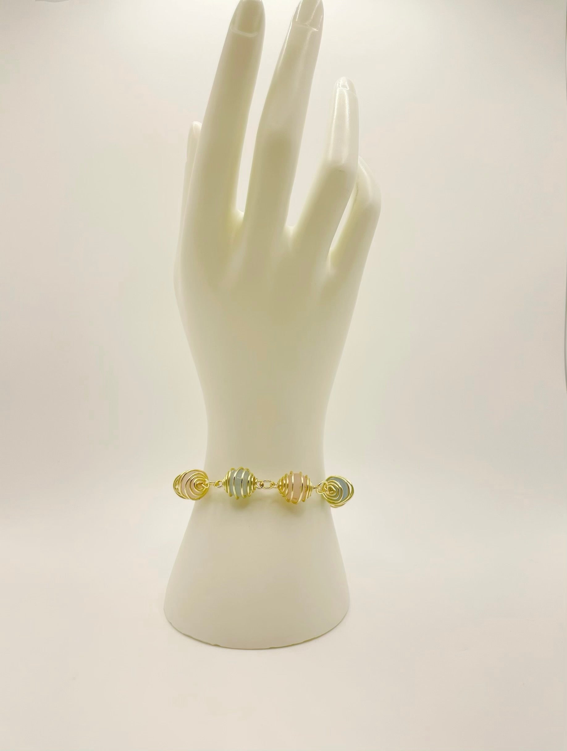 Neufchâtel Bracelet
