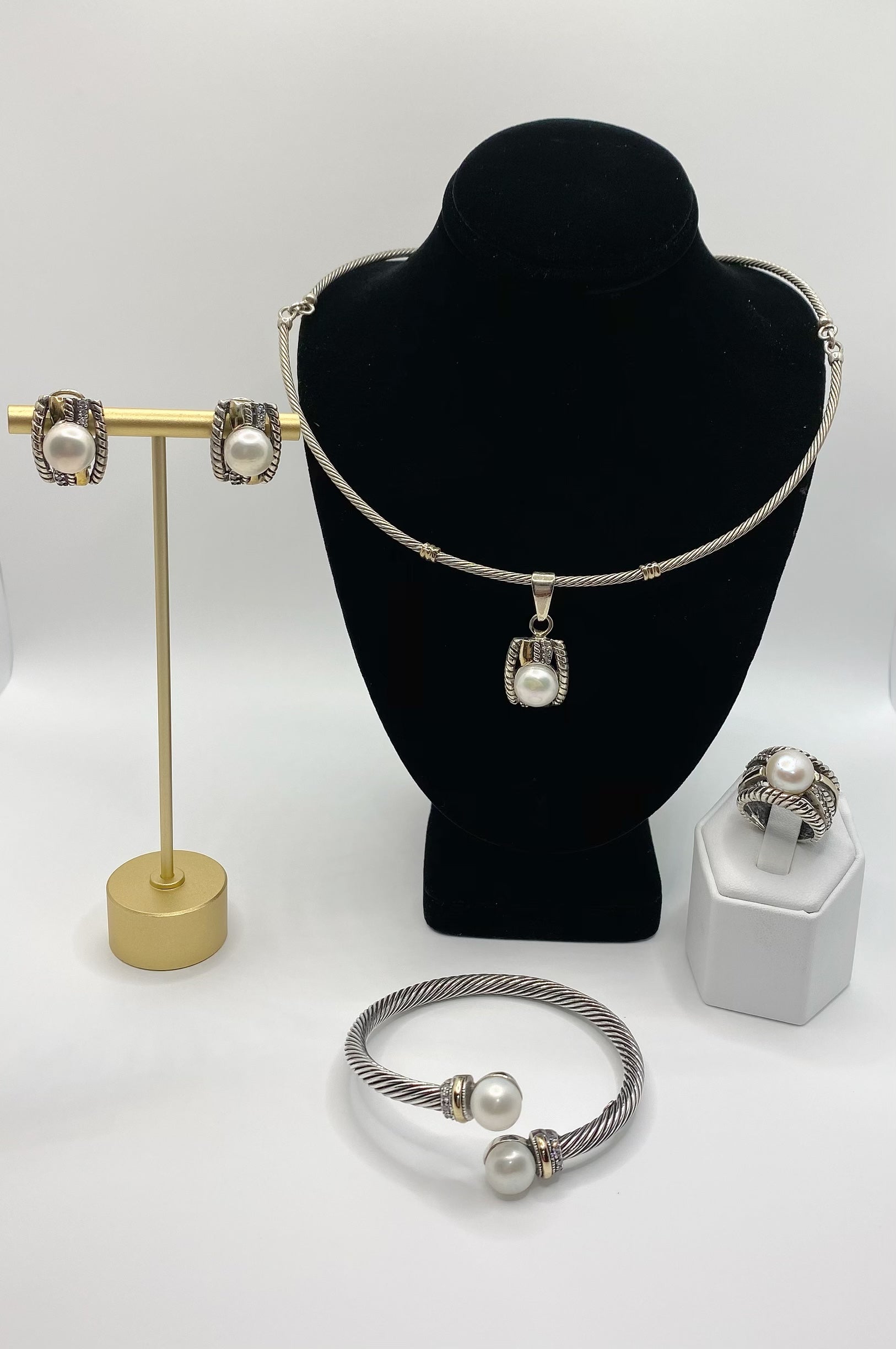 Pearls Collection